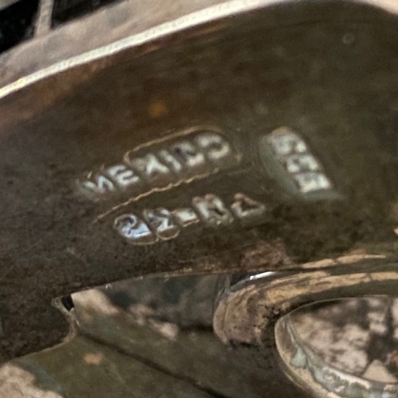 Cuff Bracelet with Black Onyx - Picture 4 of 6